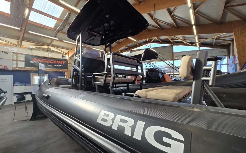 slider 2 Brig Navigator 22