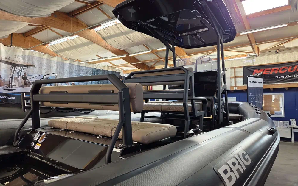 slider 3 Brig Navigator 22