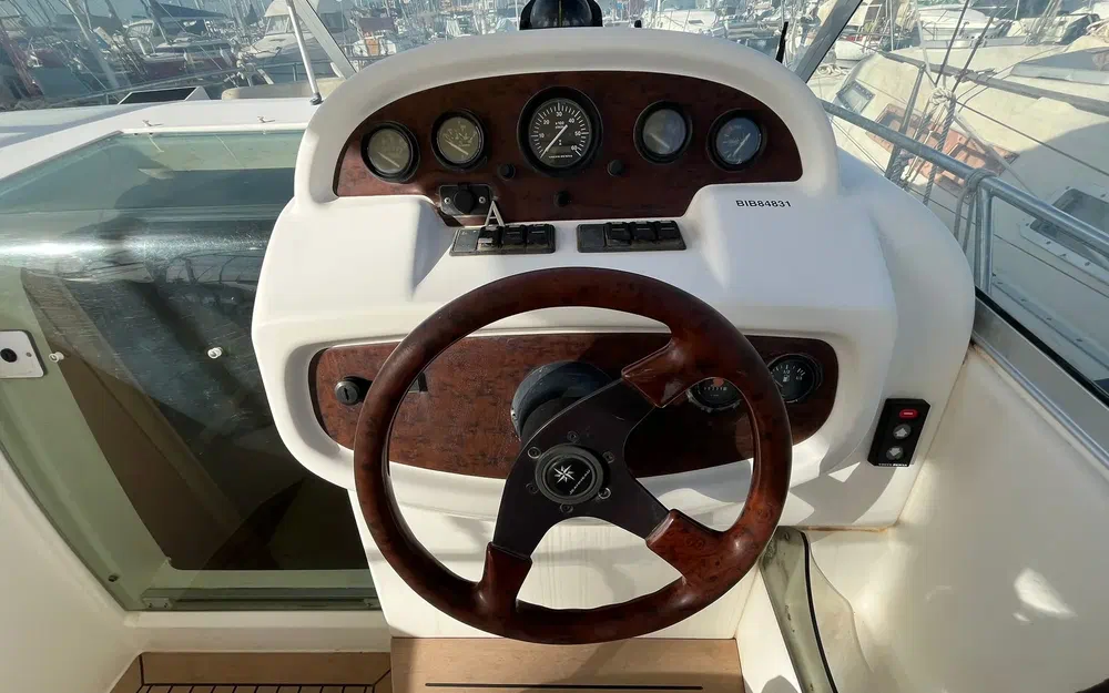 slider 10 Jeanneau Leader 805