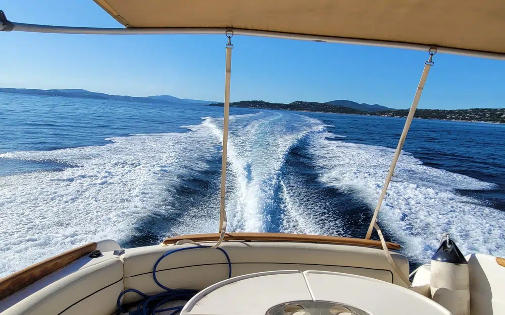 slider 4 Jeanneau Leader 805