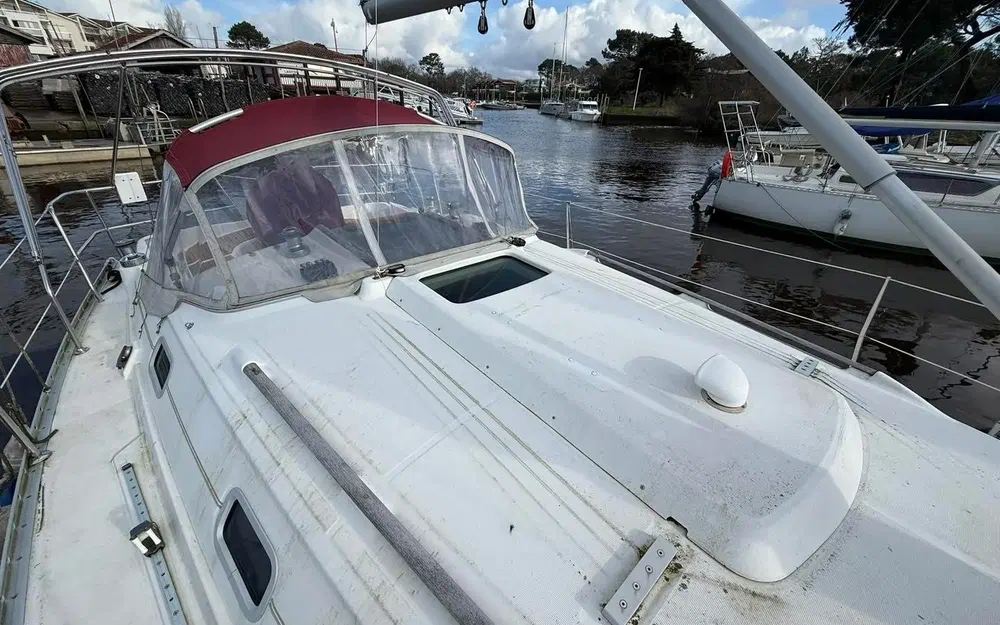 slider 11 Beneteau Oceanis 331 Clipper