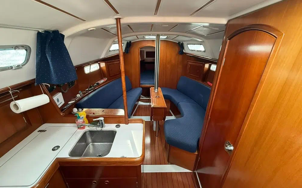 slider 18 Beneteau Oceanis 331 Clipper