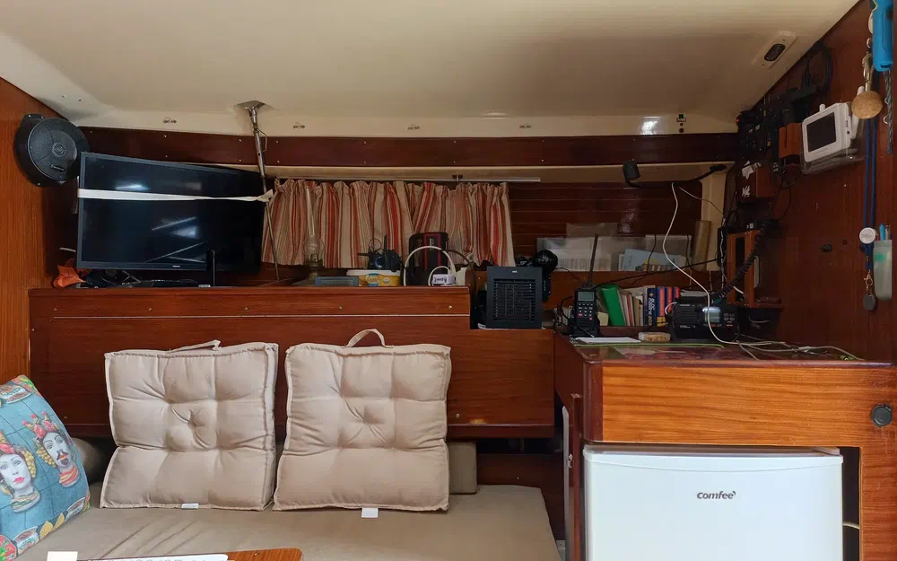 slider 11 Dufour 35 Classic