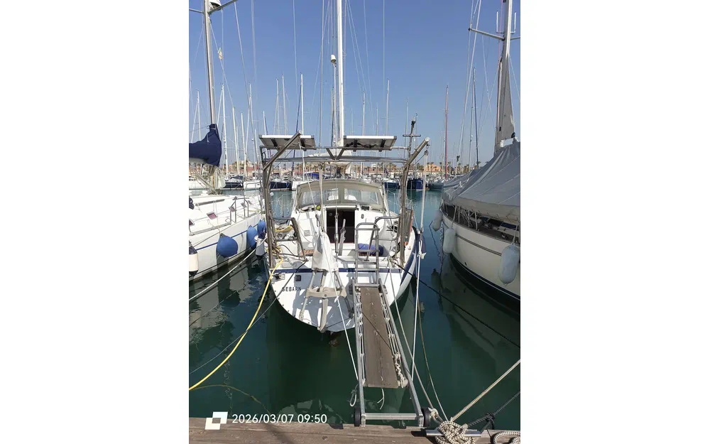 slider 8 Dufour 35 Classic