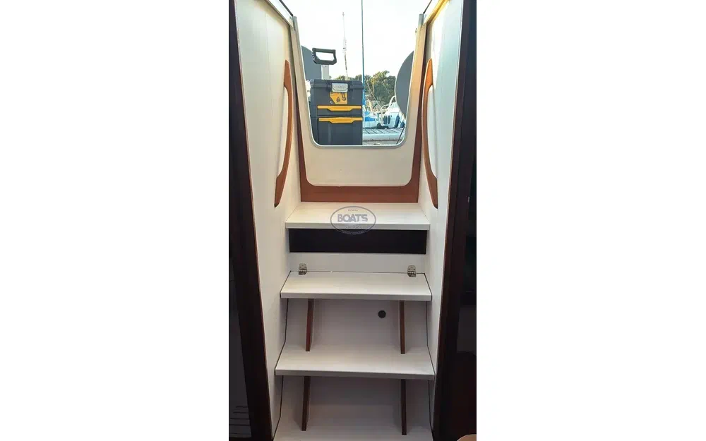 slider 10 Dufour 36 Performance