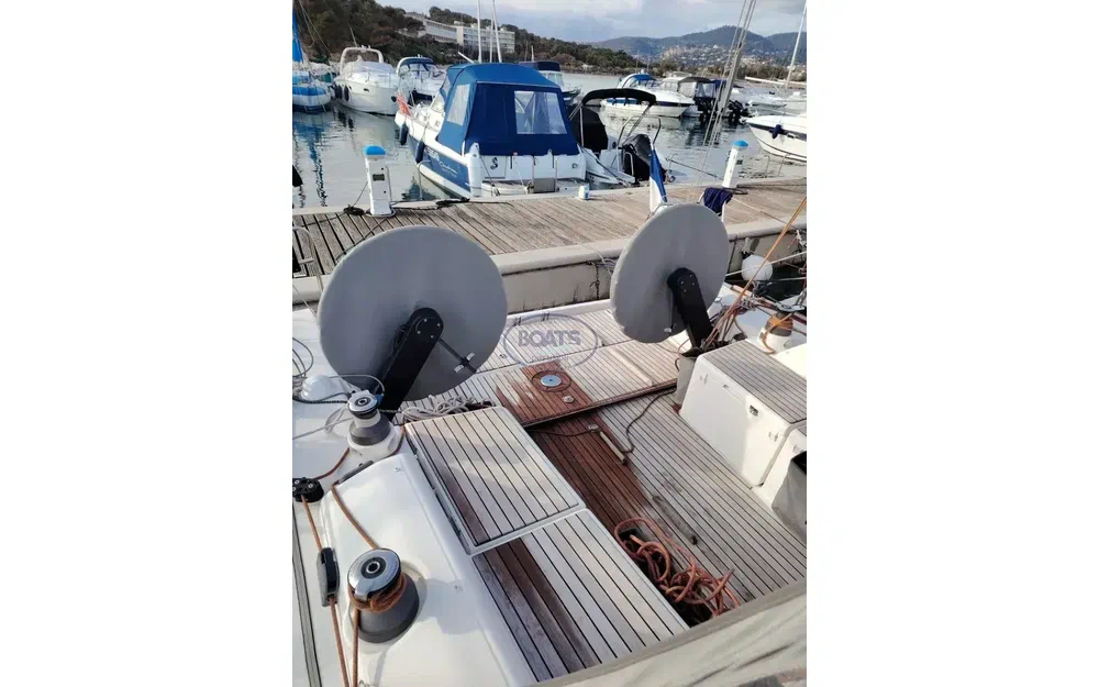 slider 7 Dufour 36 Performance