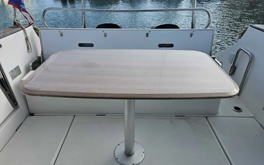 slider 5 Beneteau Flyer 8.8 SUNdeck