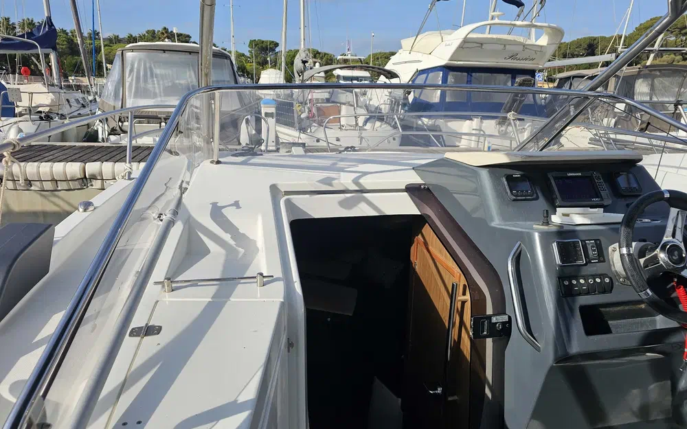slider 7 Beneteau Flyer 8.8 SUNdeck