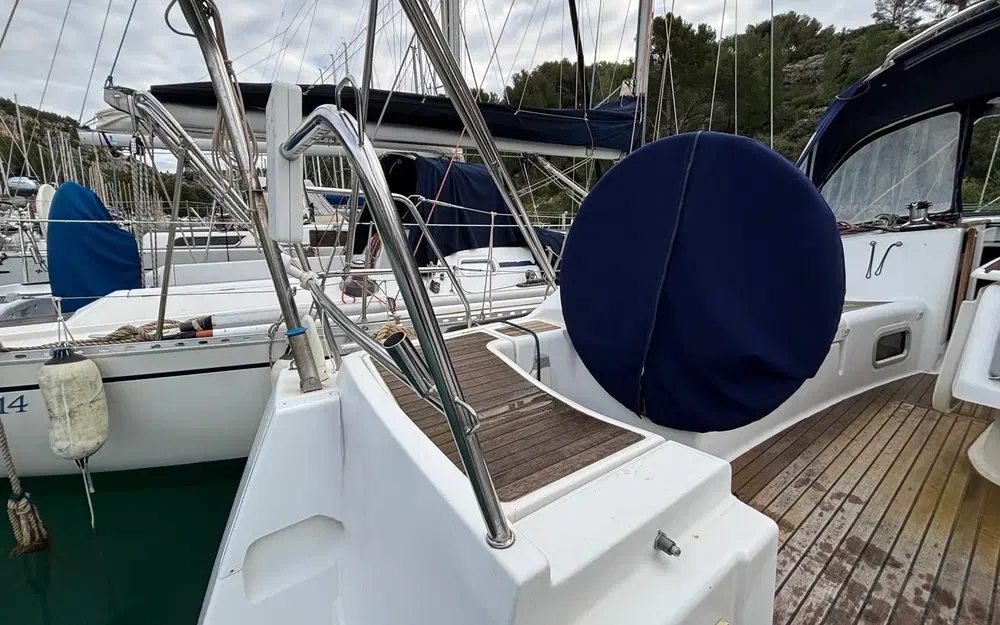 slider 3 Beneteau Oceanis 40