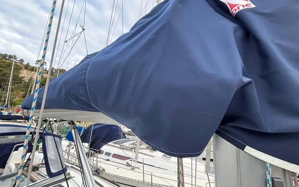 slider 6 Beneteau Oceanis 40