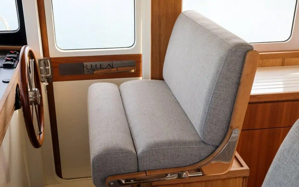 slider 4 Rhea Trawler 34