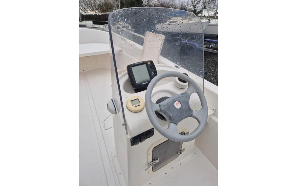 slider 9 Quicksilver 500 Fish