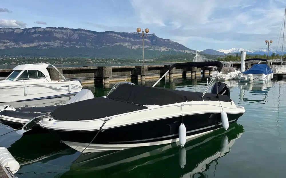 slider 2 Bayliner VR5 OB