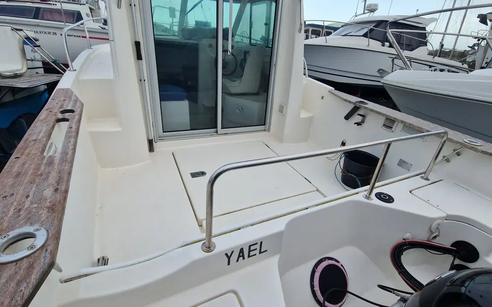 slider 4 Beneteau Antares 650 HB