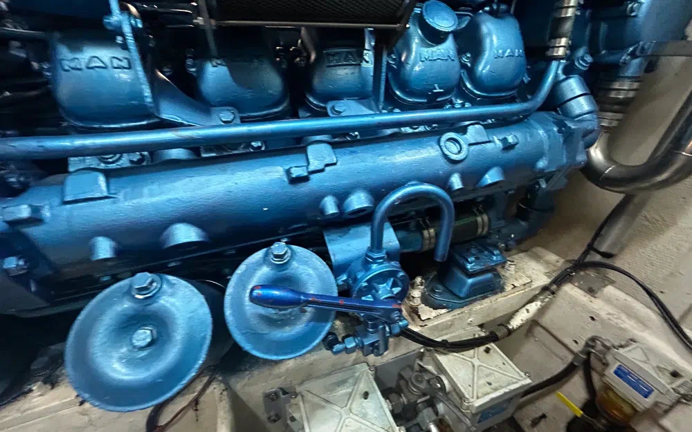 slider 28 Guy Couach 1800 Fly