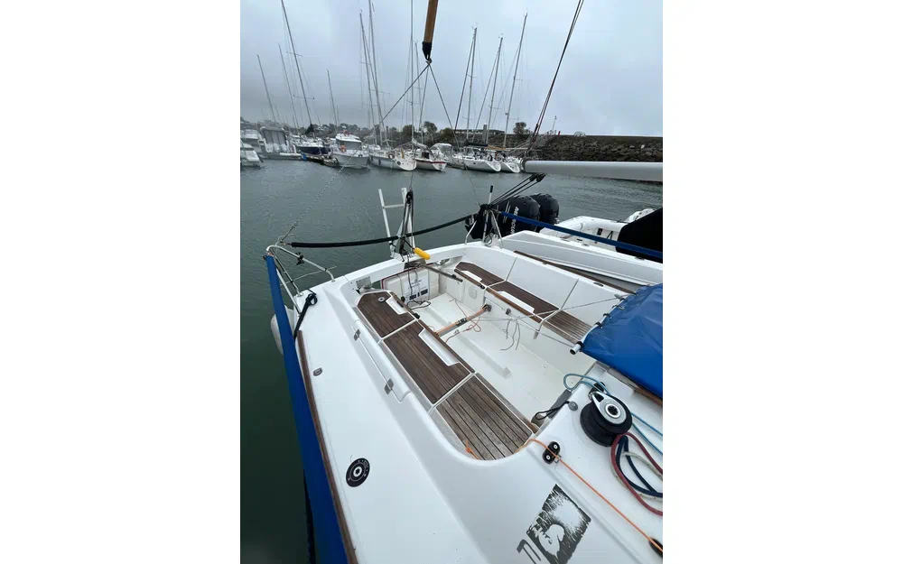 slider 14 Beneteau First 25.7