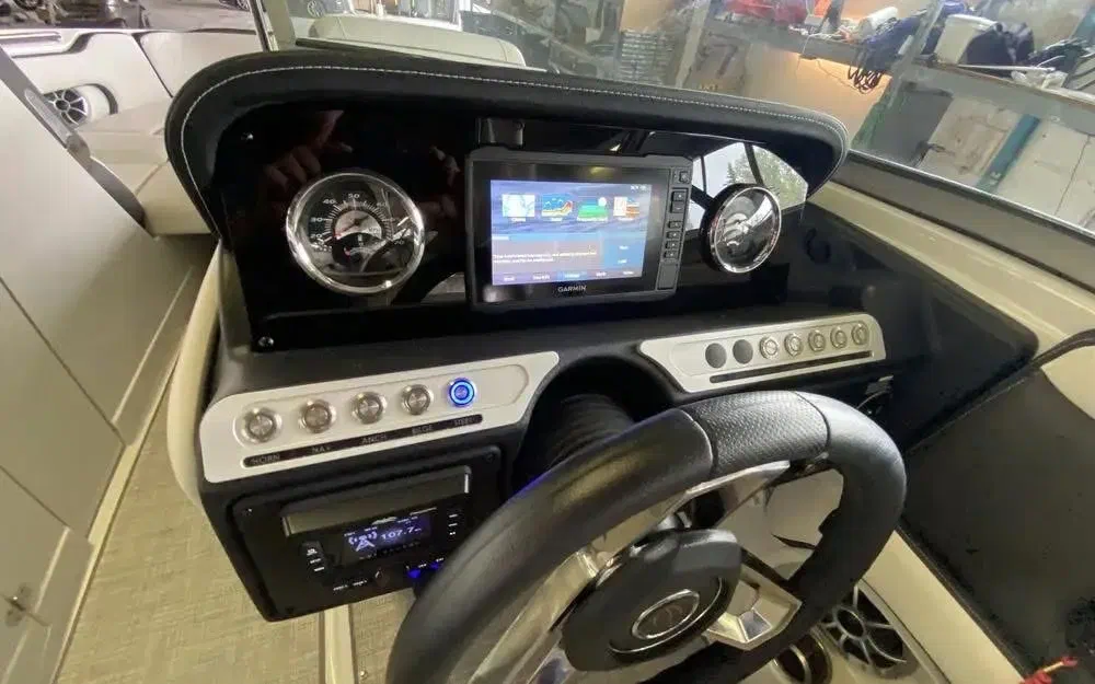 slider 3 Crownline 255 SS