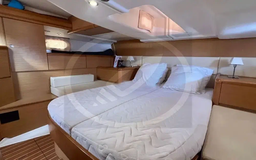 slider 17 Jeanneau Sun Odyssey 50 DS