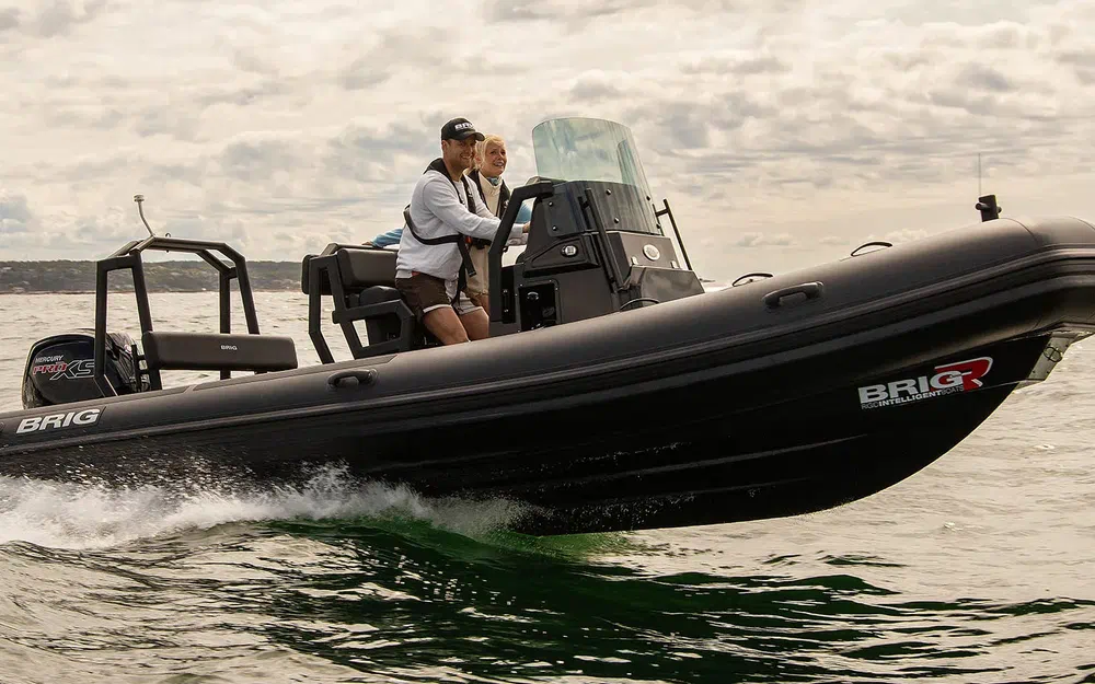 slider 10 Brig Navigator 20