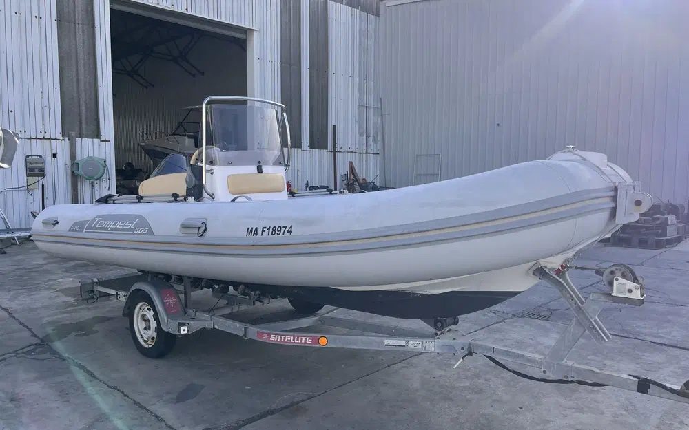 slider 1 Capelli Tempest 505