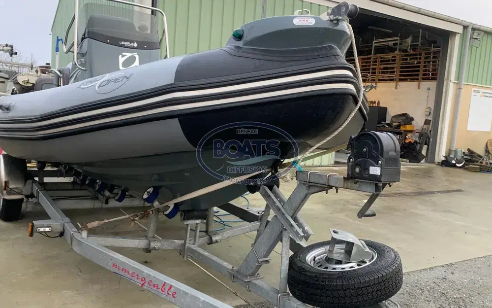 slider 14 Zodiac Pro Open 650