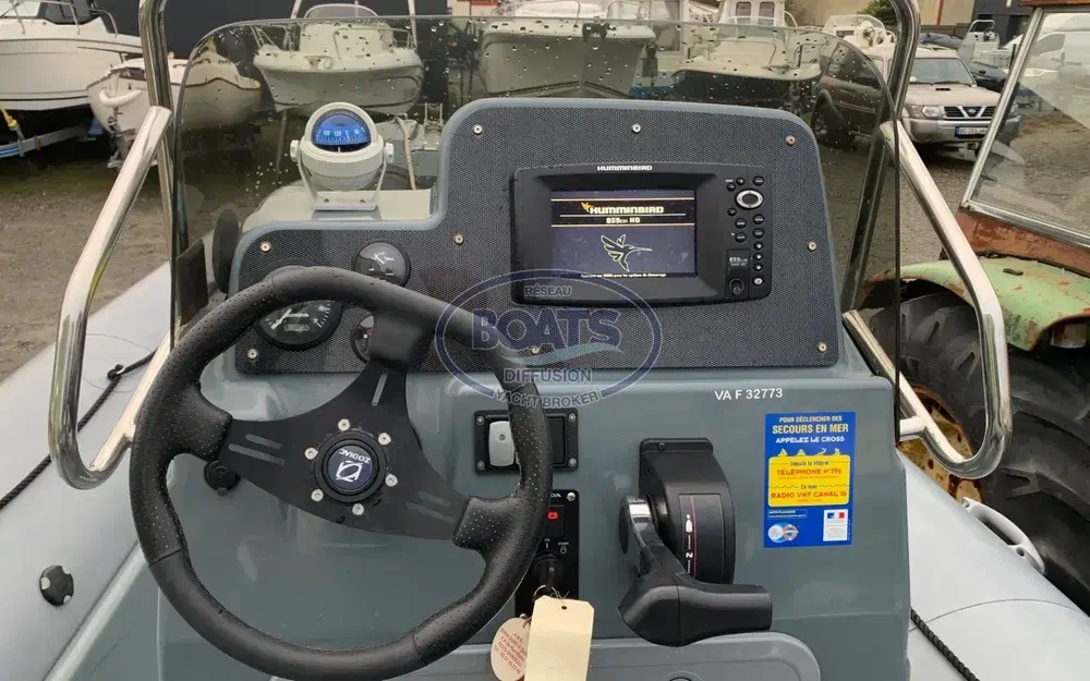 slider 3 Zodiac Pro Open 650