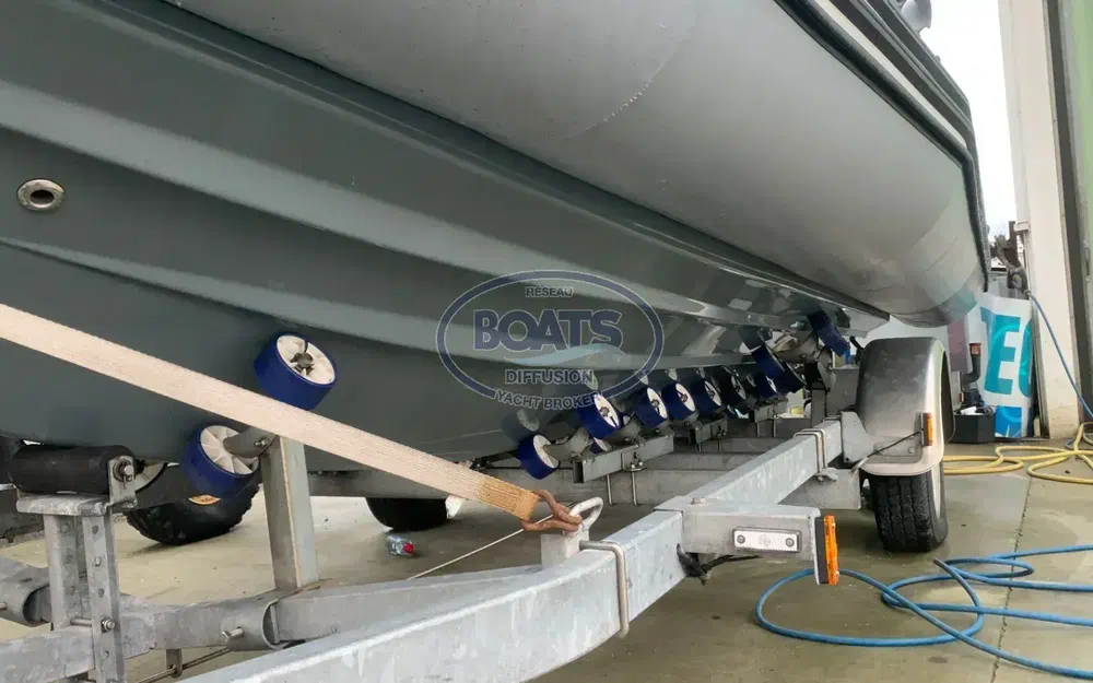 slider 8 Zodiac Pro Open 650