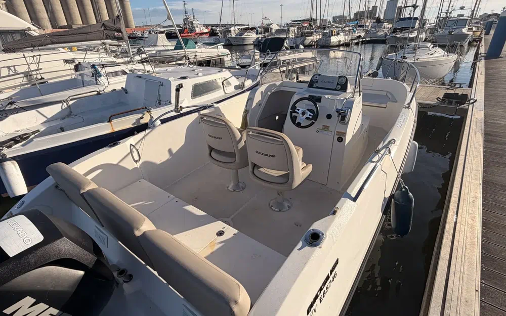 slider 1 Quicksilver 675 Open