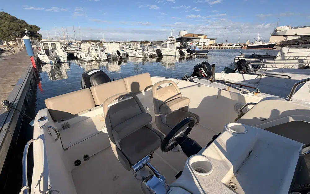 slider 4 Quicksilver 675 Open