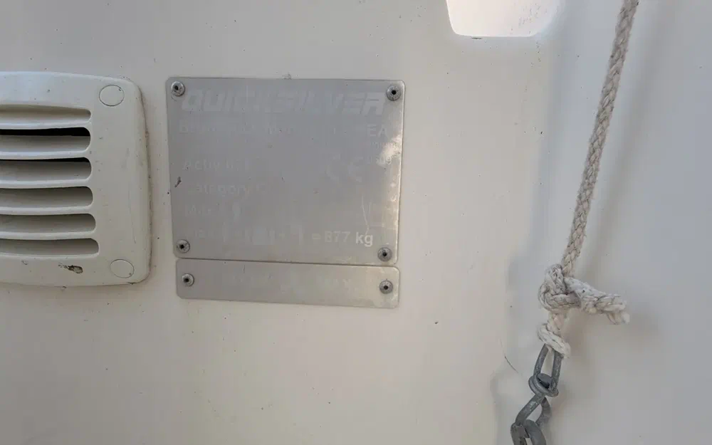 slider 6 Quicksilver 675 Open