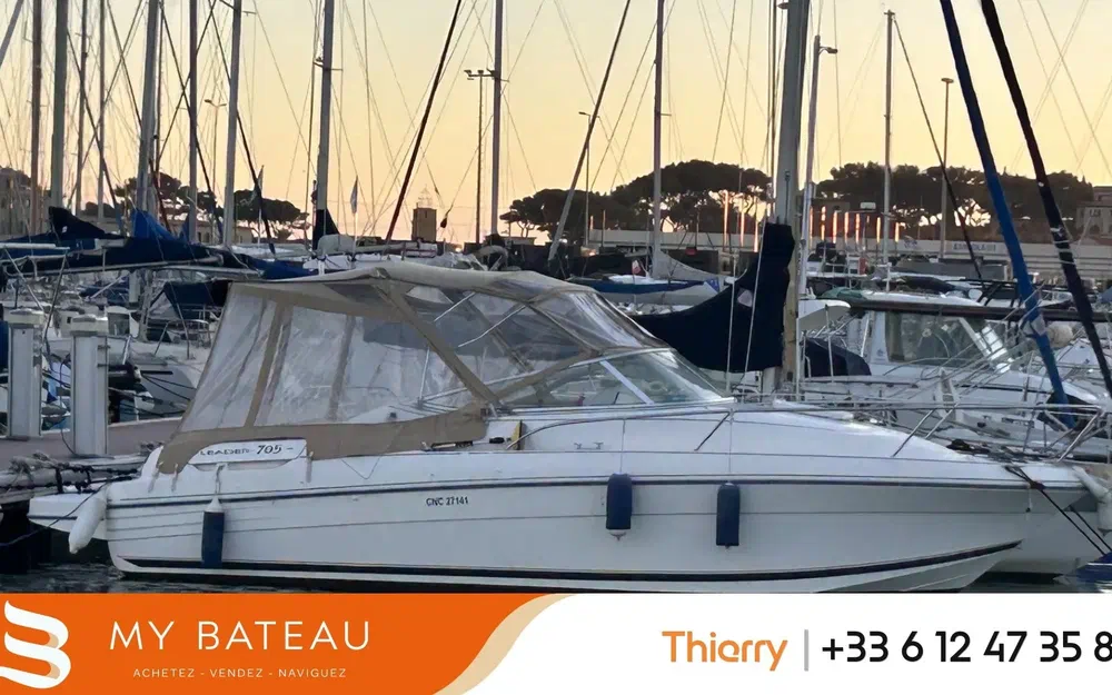 slider 0 Jeanneau Leader 705