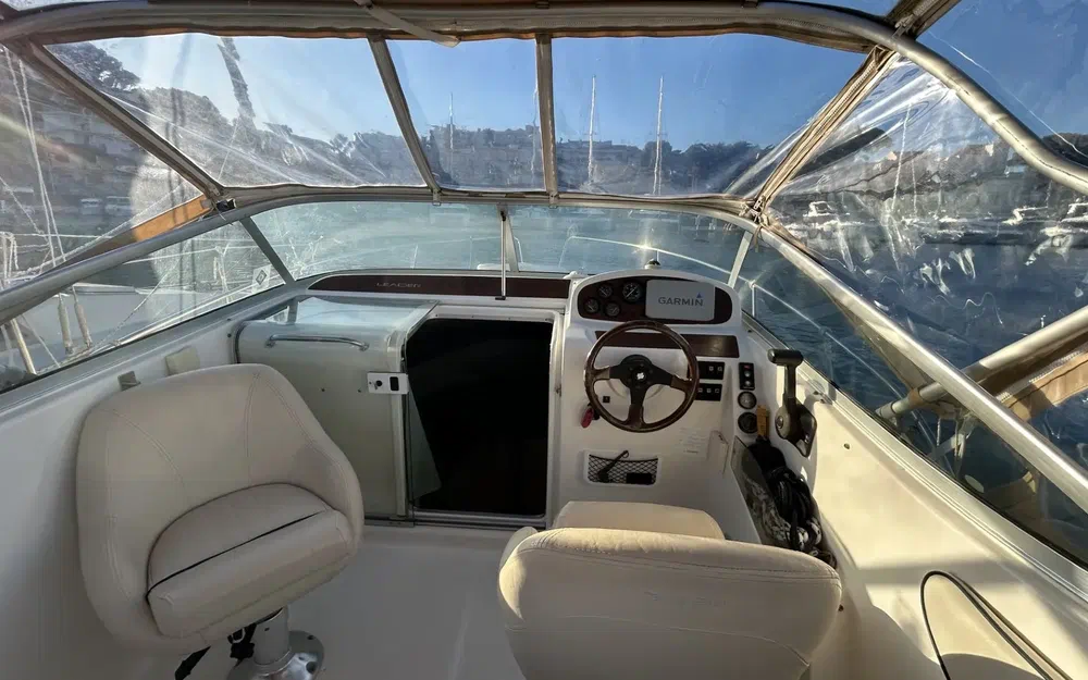 slider 2 Jeanneau Leader 705