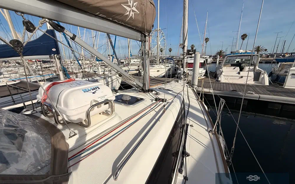 slider 27 Jeanneau Sun Odyssey 319