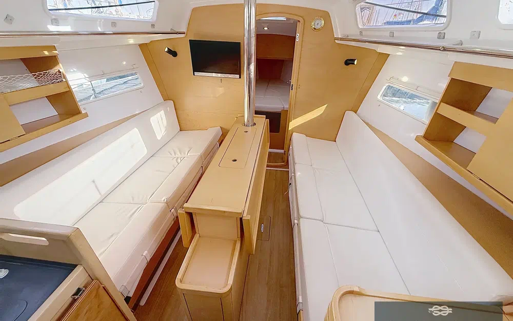 slider 5 Jeanneau Sun Odyssey 319