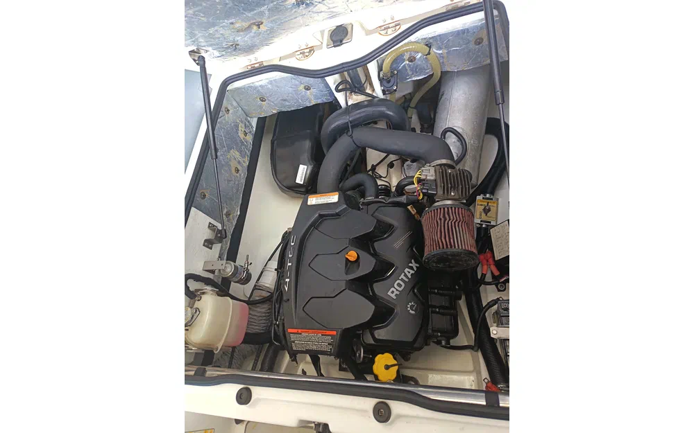 slider 4 Williams Performance Tenders Sportjet 400