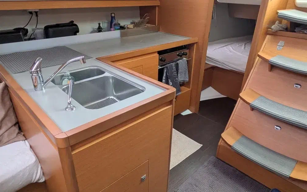 slider 9 Dufour 390 Grand Large