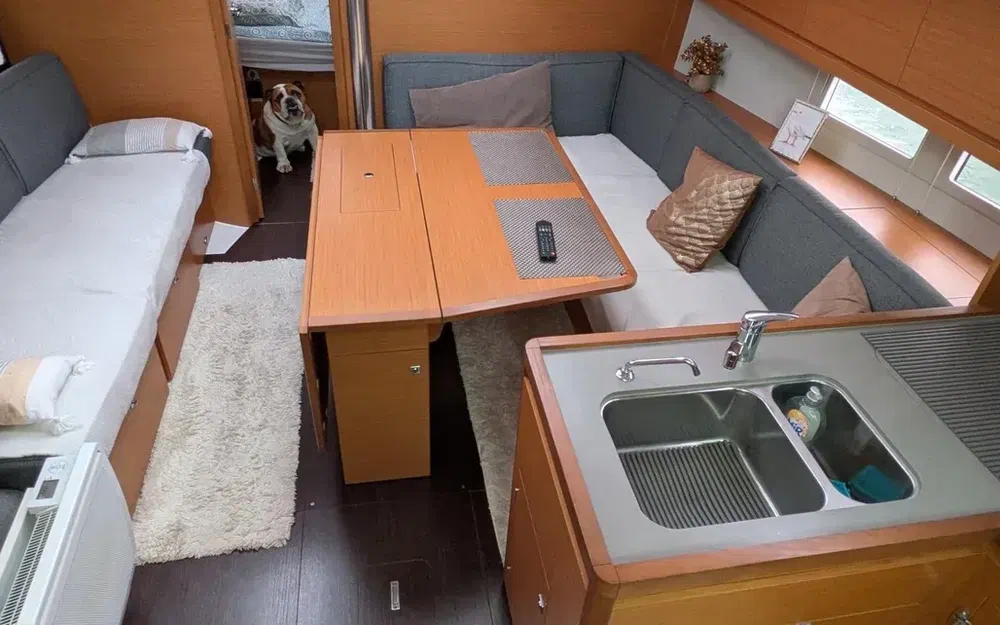 slider 12 Dufour 390 Grand Large