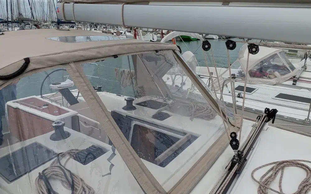 slider 20 Dufour 390 Grand Large