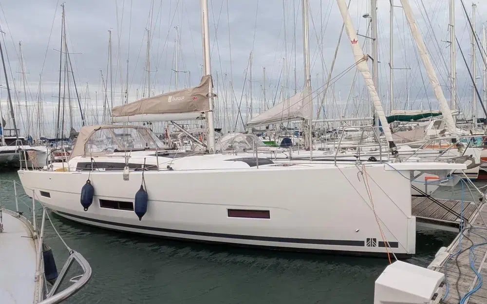 slider 3 Dufour 390 Grand Large