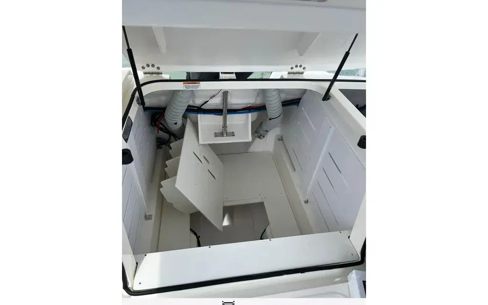 slider 14 Bayliner VR5 Cuddy OB