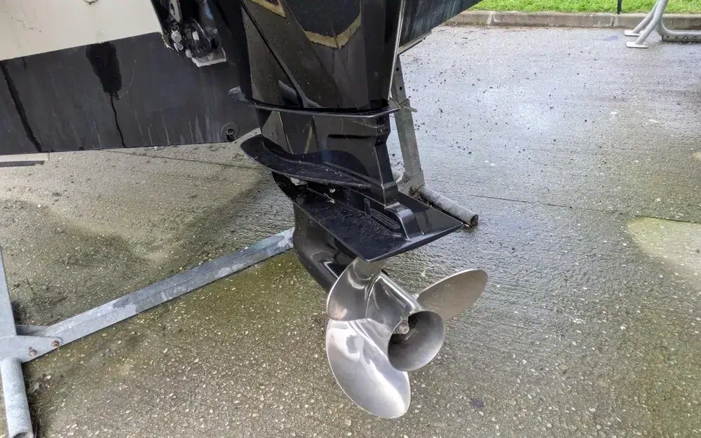 slider 19 Quicksilver Activ 675 Week-End