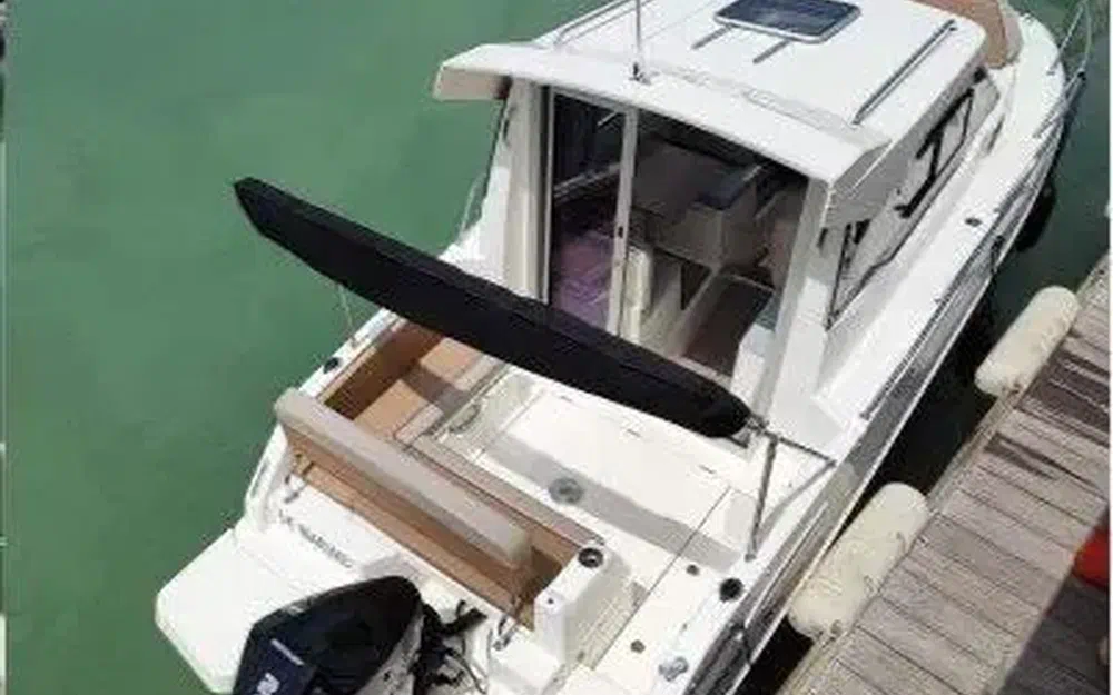 slider 2 Quicksilver Activ 675 Week-End