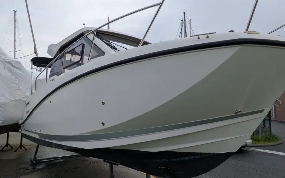 slider 4 Quicksilver Activ 675 Week-End