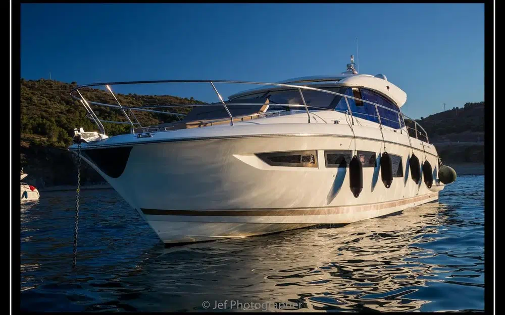 slider 1 Jeanneau Prestige 500 Fly Prestige 500 S