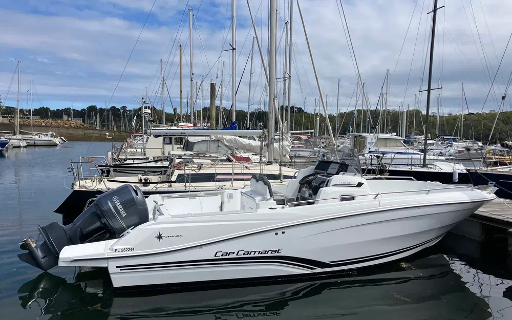 slider 0 Jeanneau Cap Camarat 7.5 CC Serie 3