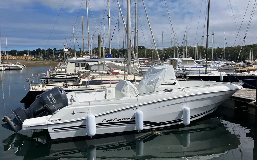 slider 1 Jeanneau Cap Camarat 7.5 CC Serie 3