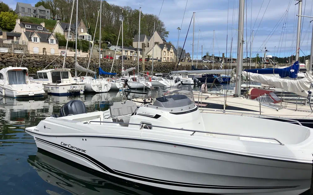 slider 2 Jeanneau CAP CAMARAT 7.5 CC SERIE 2