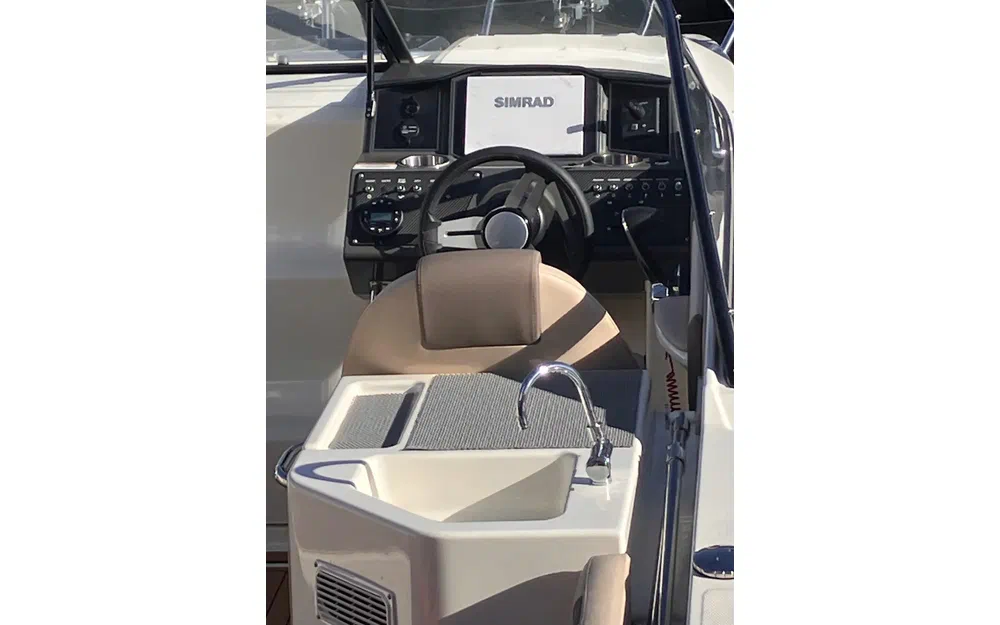 slider 7 Bayliner VR6 Cuddy