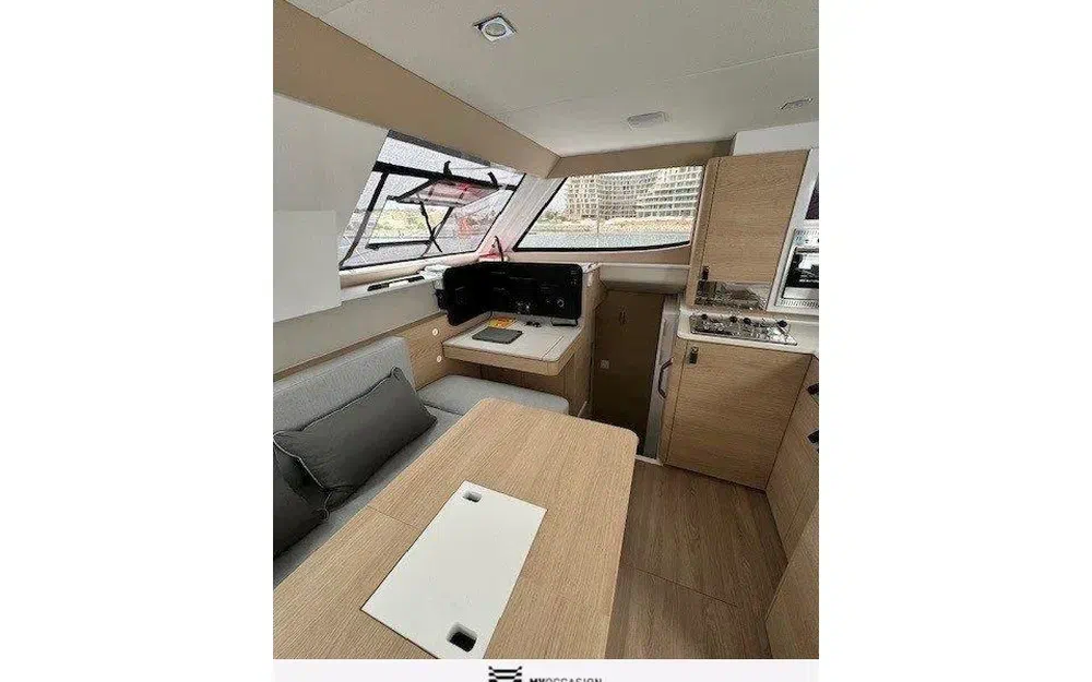 slider 9 Aventura Catamarans A37