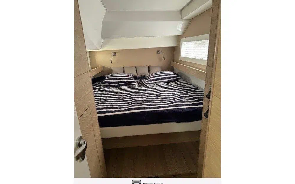 slider 12 Aventura Catamarans A37